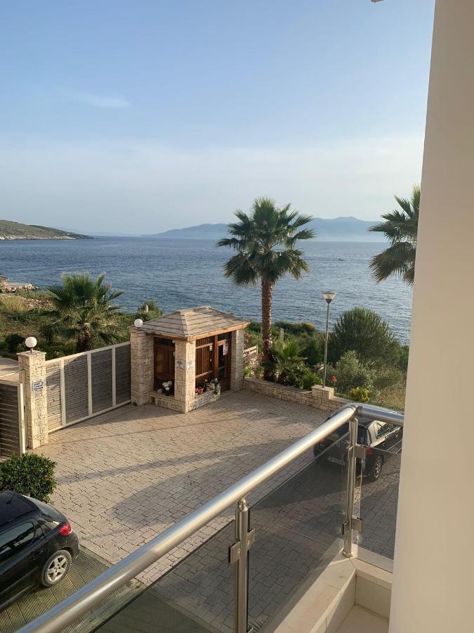 Loli Apartment Luxury White Residence Sarandë Exterior foto