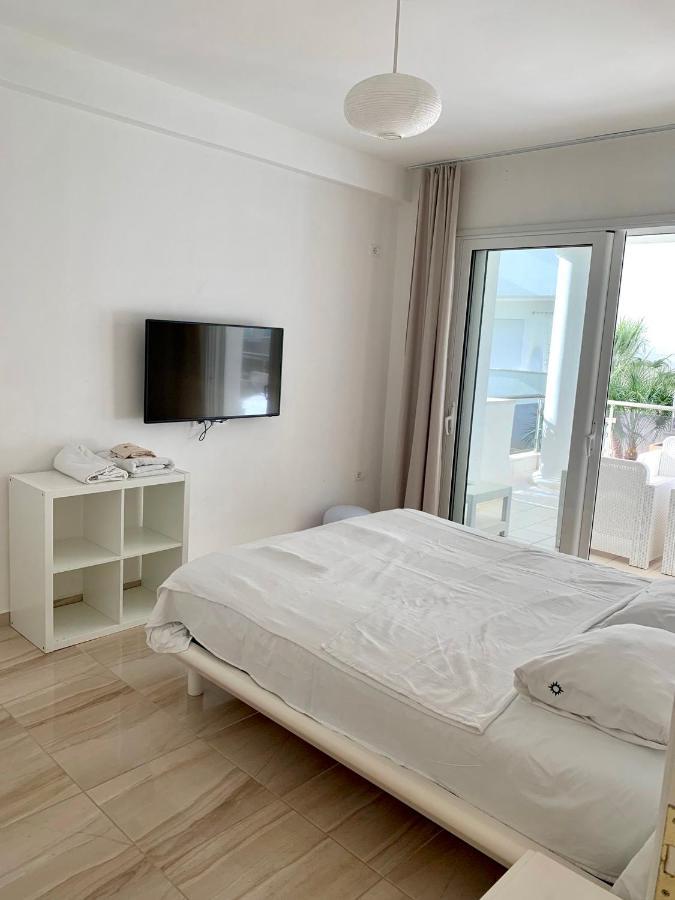 Loli Apartment Luxury White Residence Sarandë Exterior foto